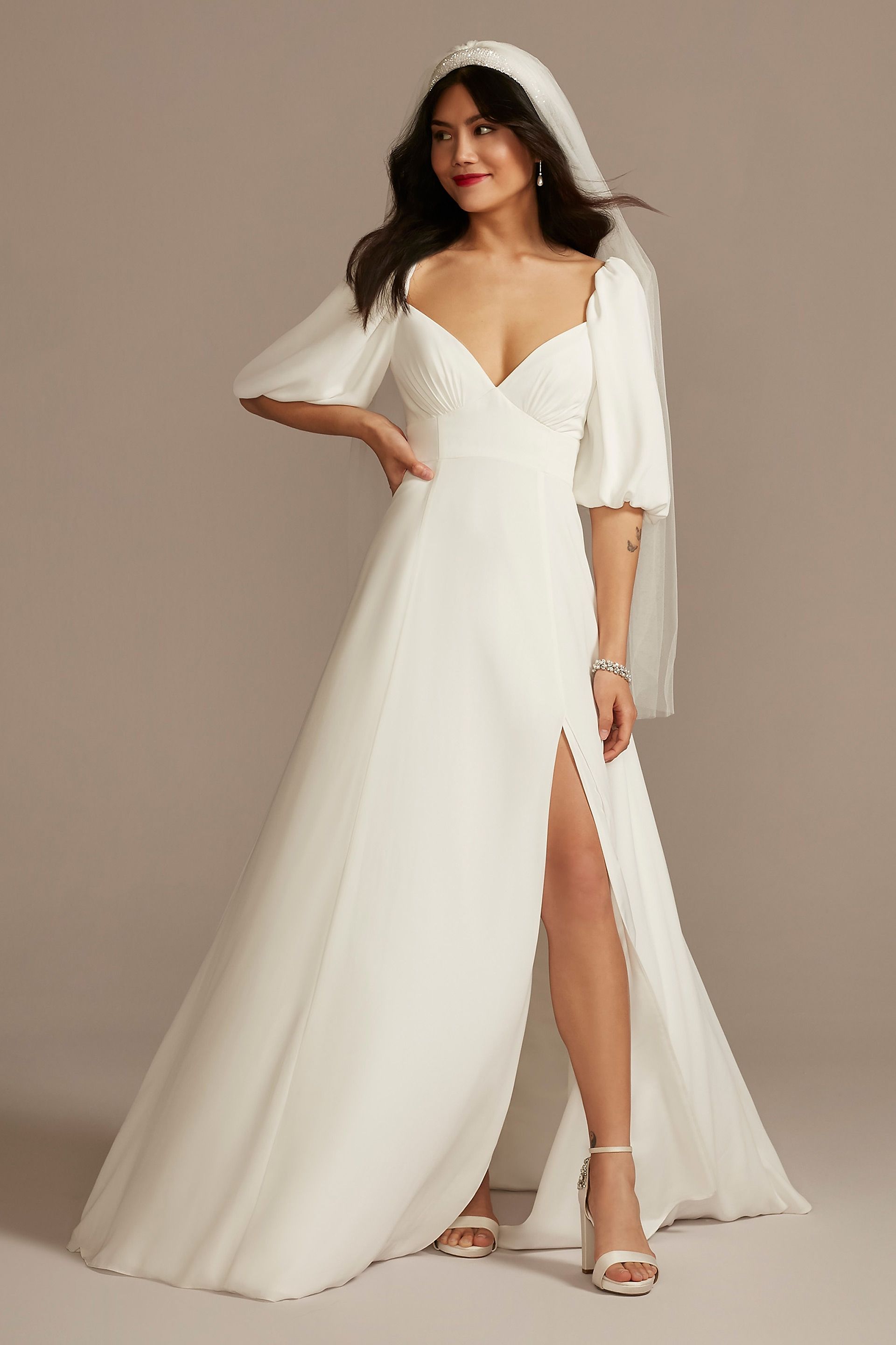 Picture of Bubble Sleeve Georgette V-Neck Wedding Dress